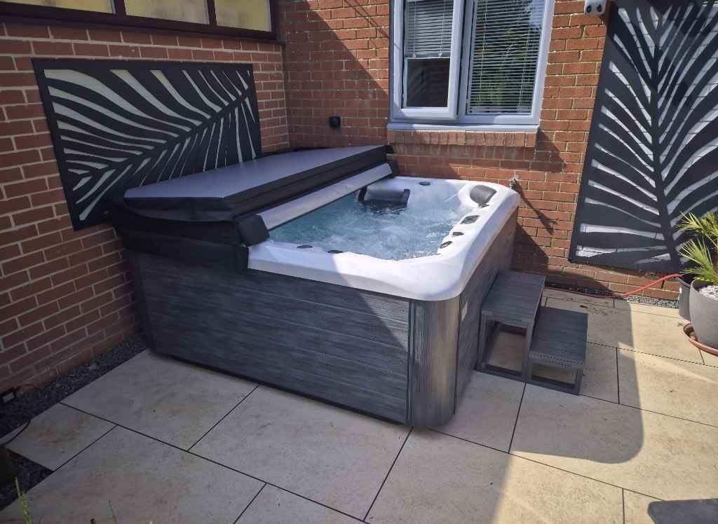 How to Get Your Hot Tub Ready for Spring - Spafix